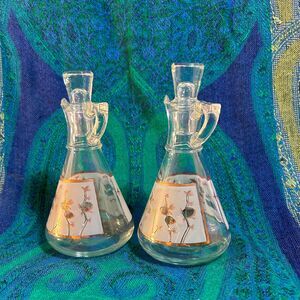 Hazel Atlas Frosted Glass Vintage Oil & Vinegar Cruet Set Gold Pine Cones